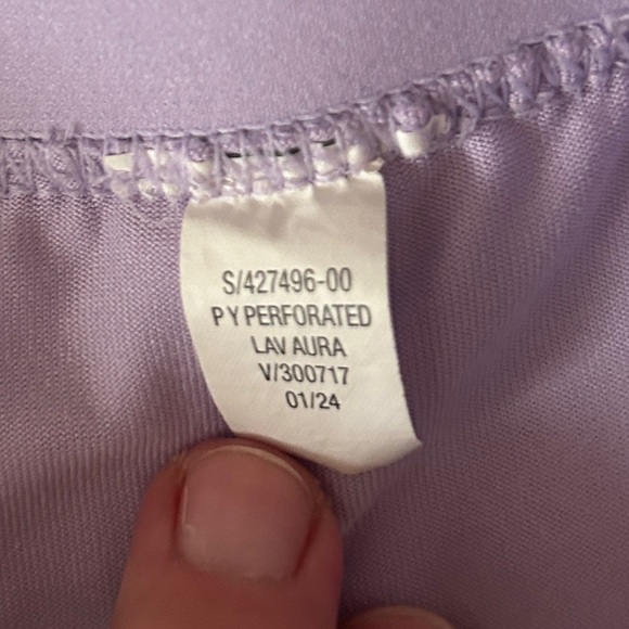 EUC Old Navy girls size 14/16 Lavender skort. Perforated lightweight fabric. - Picture 4 of 9